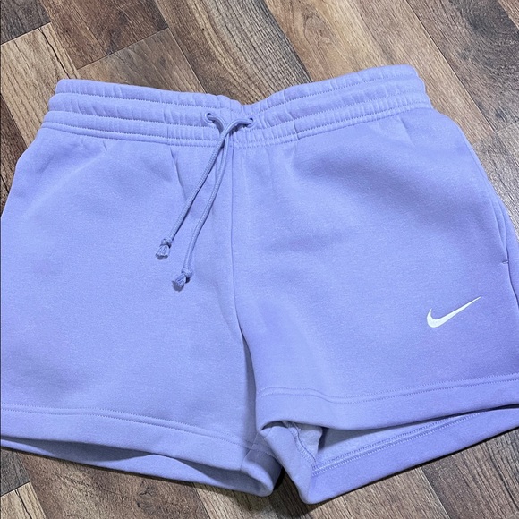 Nike Pants - Nike Women's Lavender Athletic Shorts size small fits like medium never worn